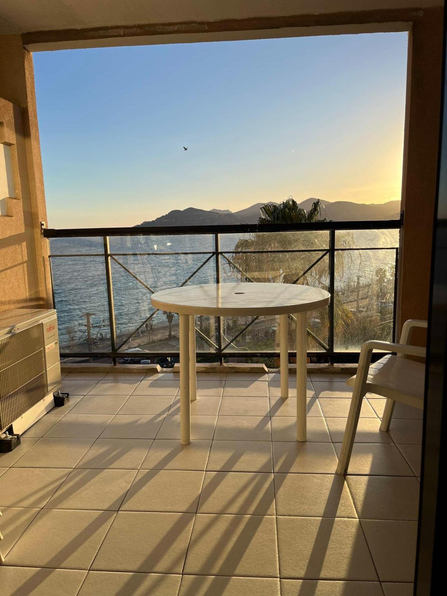Cannes Apartment With Sea View, Aircondition And Parking Dış mekan fotoğraf