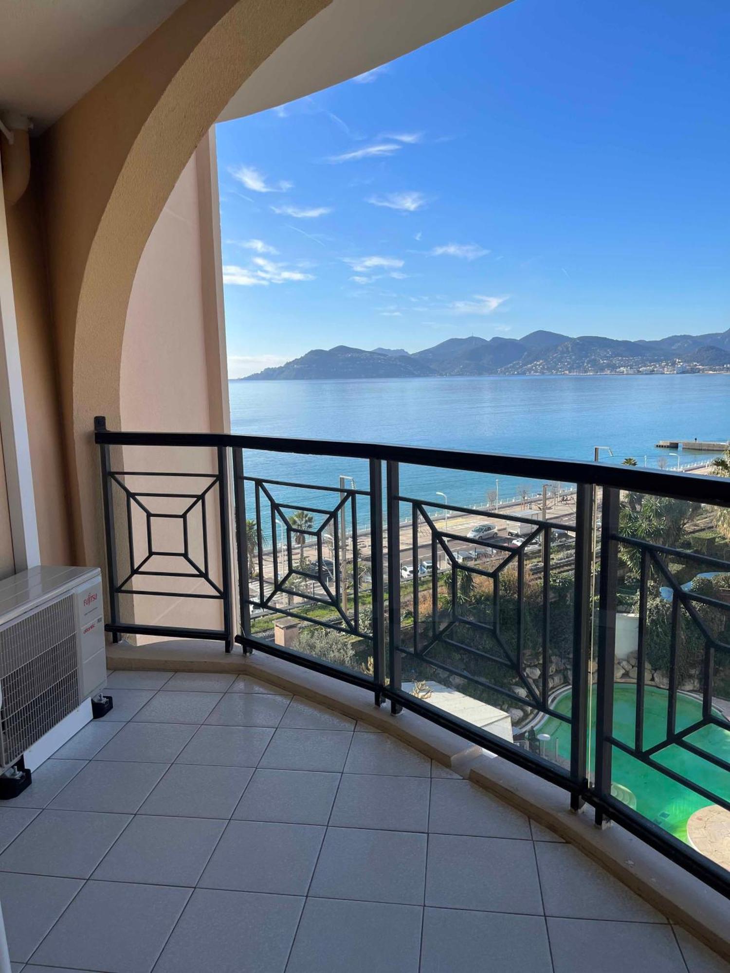 Cannes Apartment With Sea View, Aircondition And Parking Dış mekan fotoğraf
